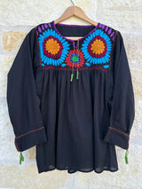 Black with Multicolor Blusa con Flores