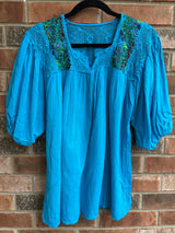 Turquoise Blusa Delicada with Sleeves