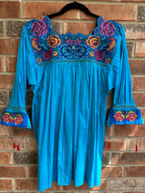 Turquoise Long Sleeve Blusa Punto de Cruz