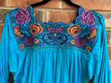 Turquoise Long Sleeve Blusa Punto de Cruz