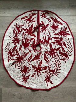 Red and Off-White Otomí Tree Skirt
