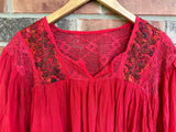 Red Blusa Delicada with Sleeves