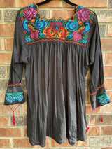 Black Long Sleeve Blusa Punto de Cruz