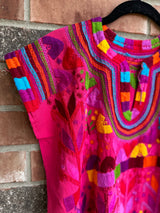 Magenta Short Sleeve Multicolor Blusa de Maíz