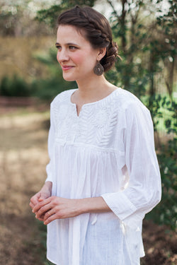 White Manta Blouse with White Embroidery